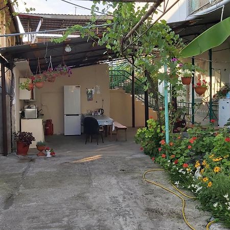 Na Shapsug Guest House Gagra Dış mekan fotoğraf