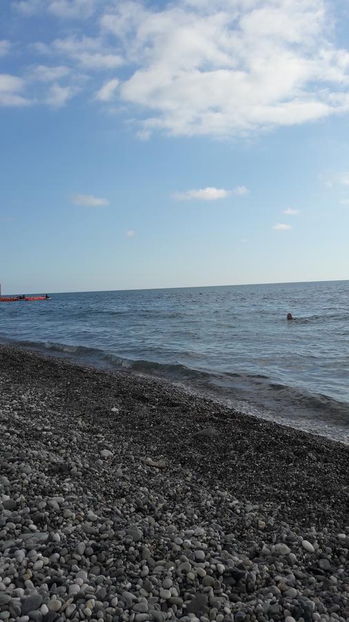 Na Shapsug Guest House Gagra Dış mekan fotoğraf